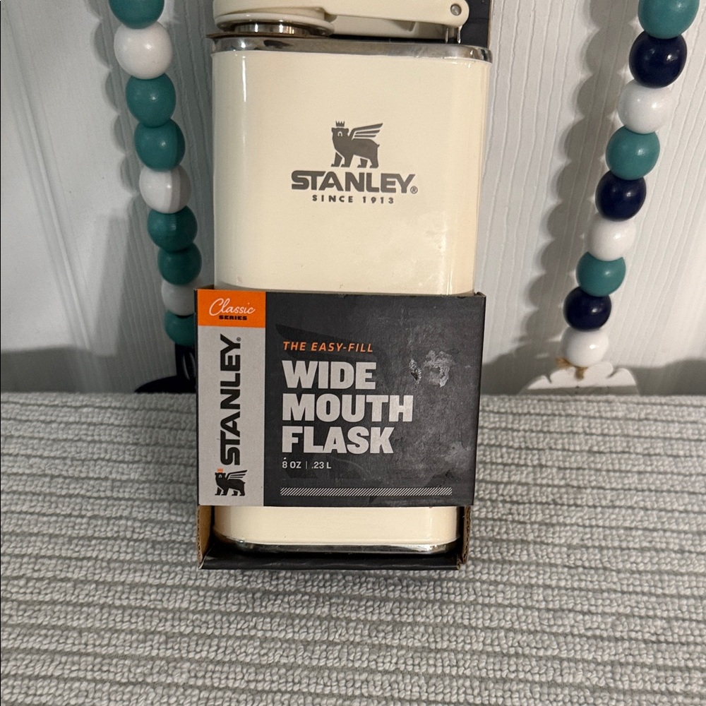 Stanley Classic Cream Wide Mouth Flask